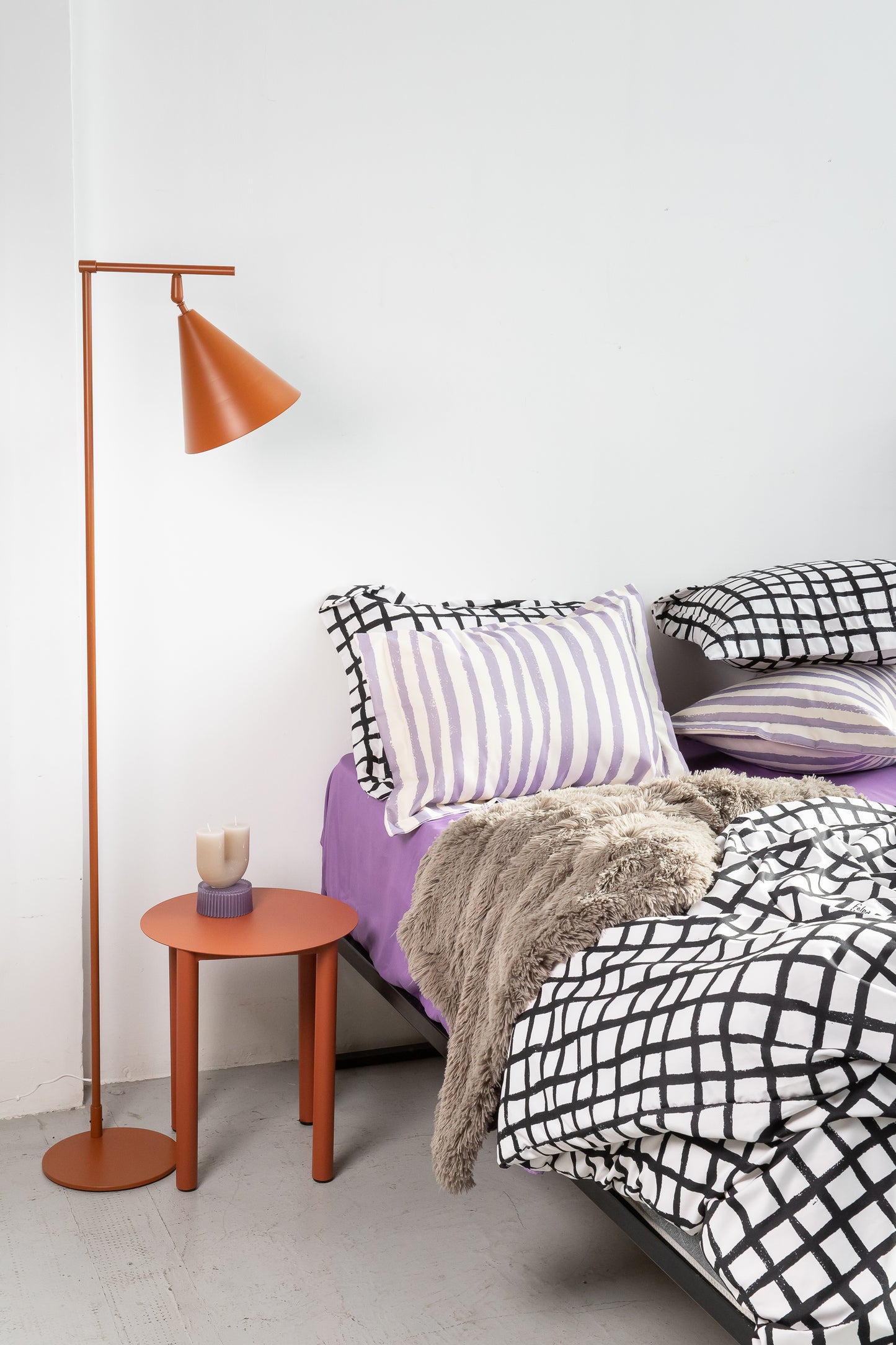 Almohadón Lineas Lila XL